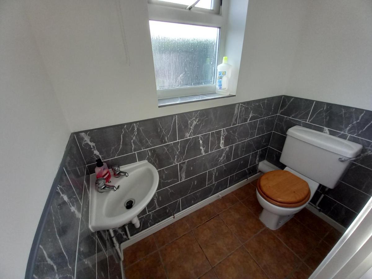 Leominster 3 Bedroom House Parking Garden Private Ngoại thất bức ảnh
