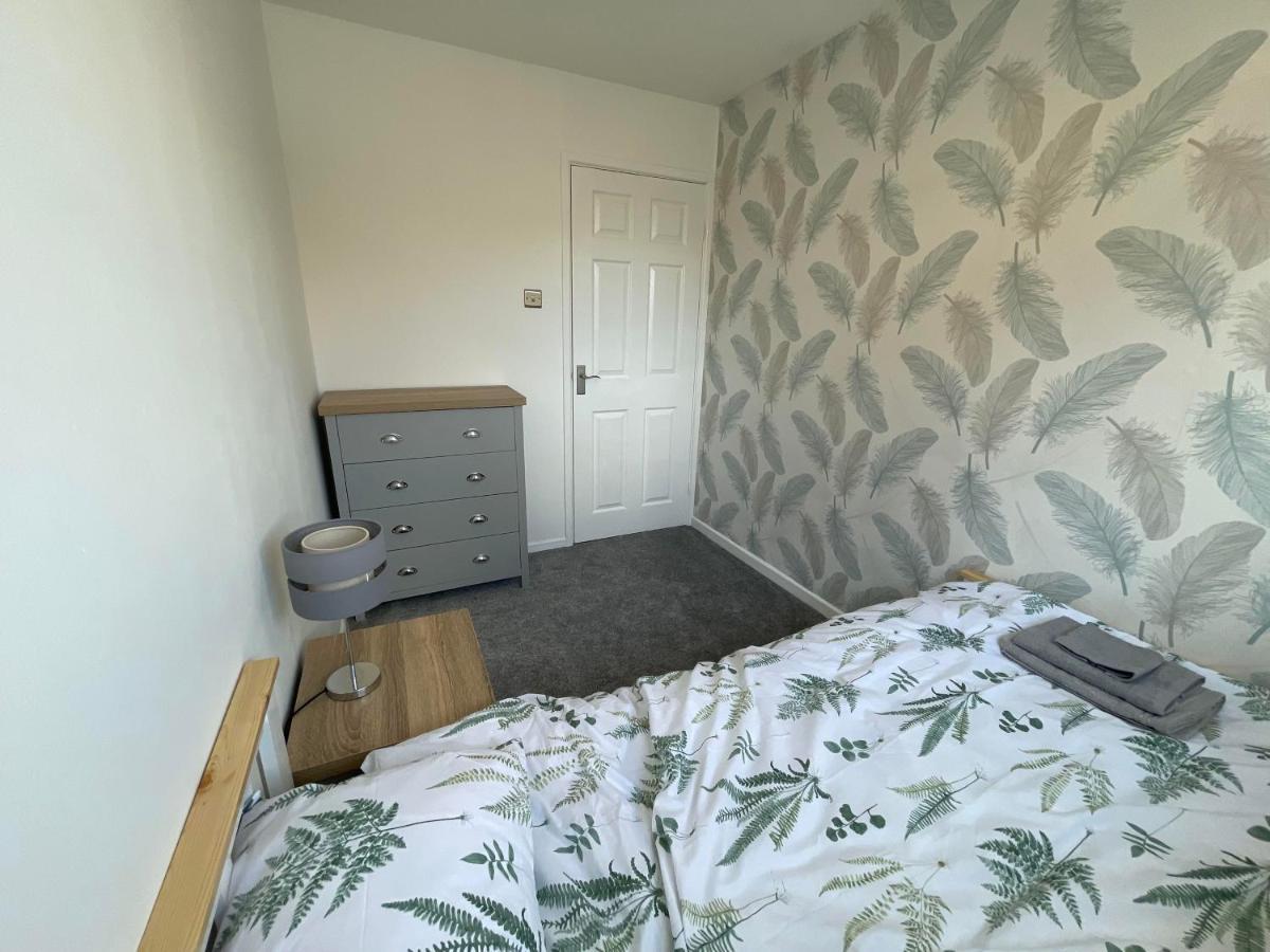 Leominster 3 Bedroom House Parking Garden Private Ngoại thất bức ảnh